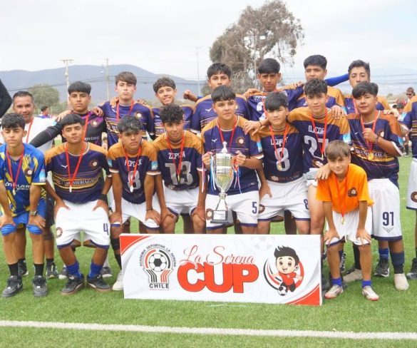 Felicitar  escuela de fútbol Balon en la Red  Salamanca   campeones del torneo internacional Serena Cup